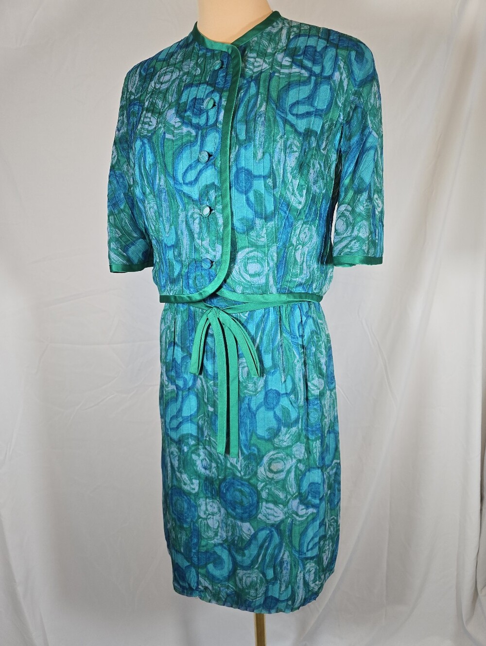 50s/60s Vintage Sleeveless Floral Sheath Dress in Teal With Shrug